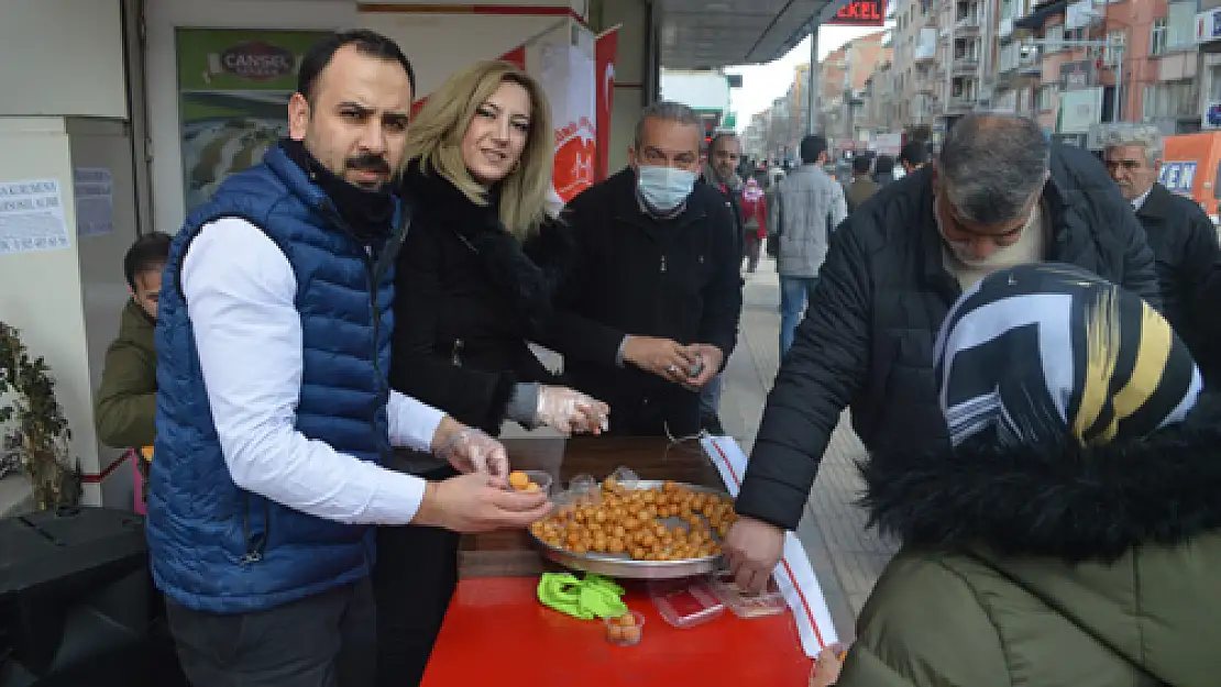 Çanakkale şehitleri için lokma dağıtıldı