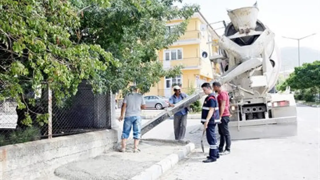 Çay’da kaldırım çalışması başladı – Kocatepe Gazetesi