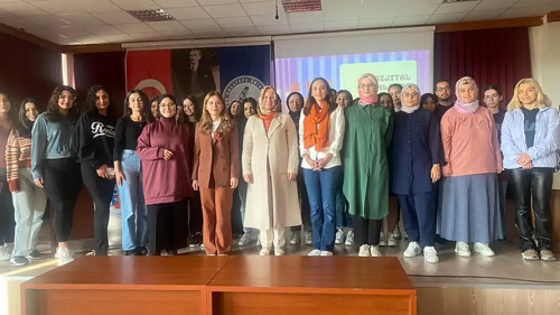 Dijital oyunlarda kadına yönelik ayrımcılık semineri düzenlendi