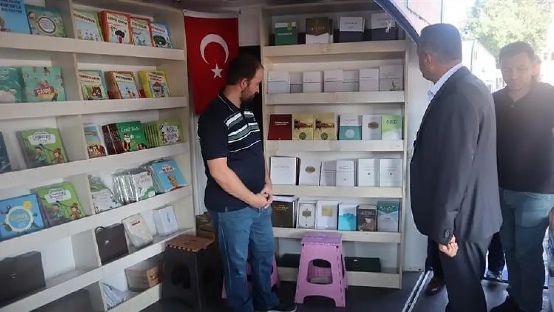 Diyanet Yayınları seyyar satış aracı Afyonkarahisar’da