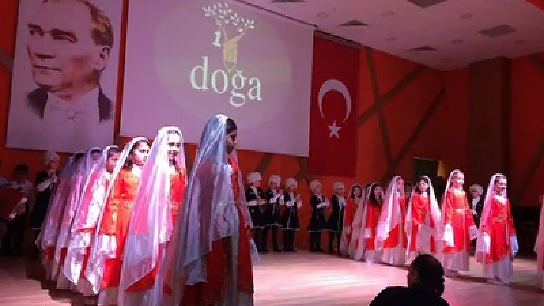 Doğa Koleji, 23 Nisan'ı kutladı