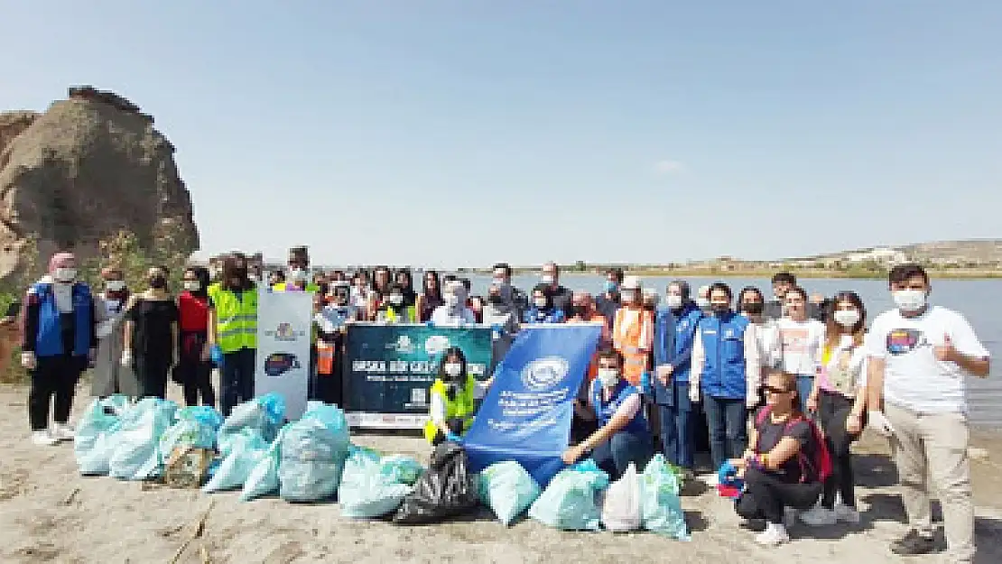 Döğer'de 18 Eylül'e özel temizlik yapıldı