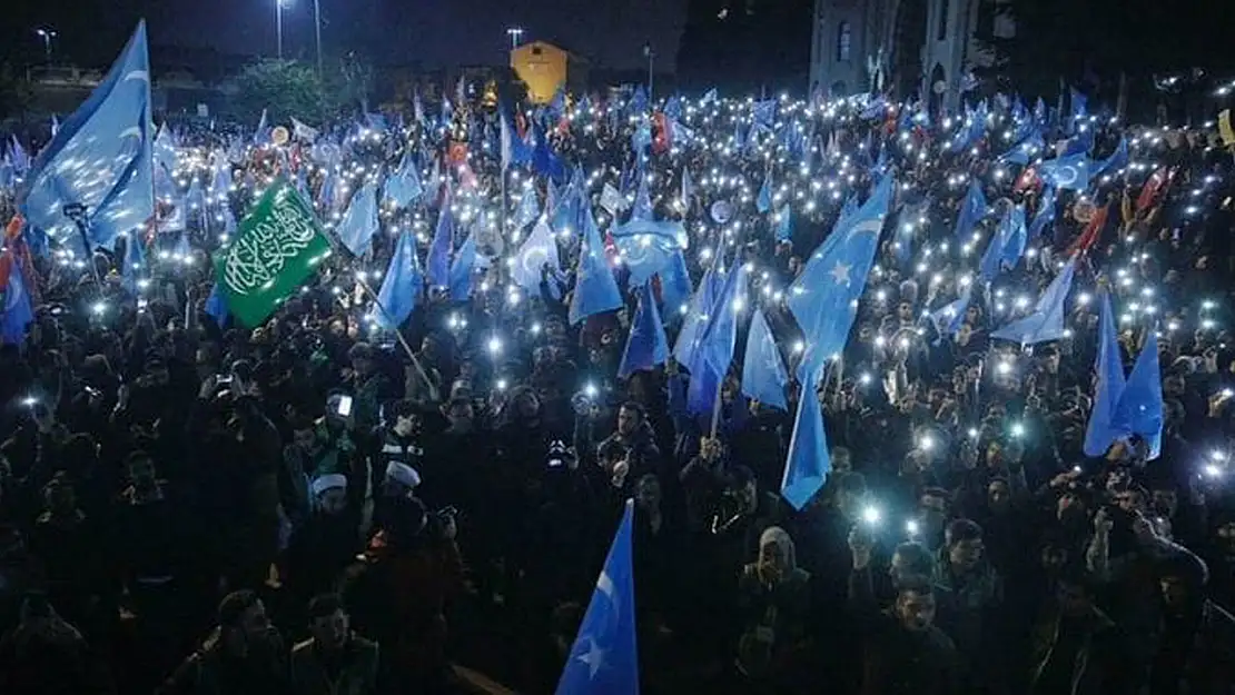 Doğu Türkistan'da Kaç Türk Yaşıyor?