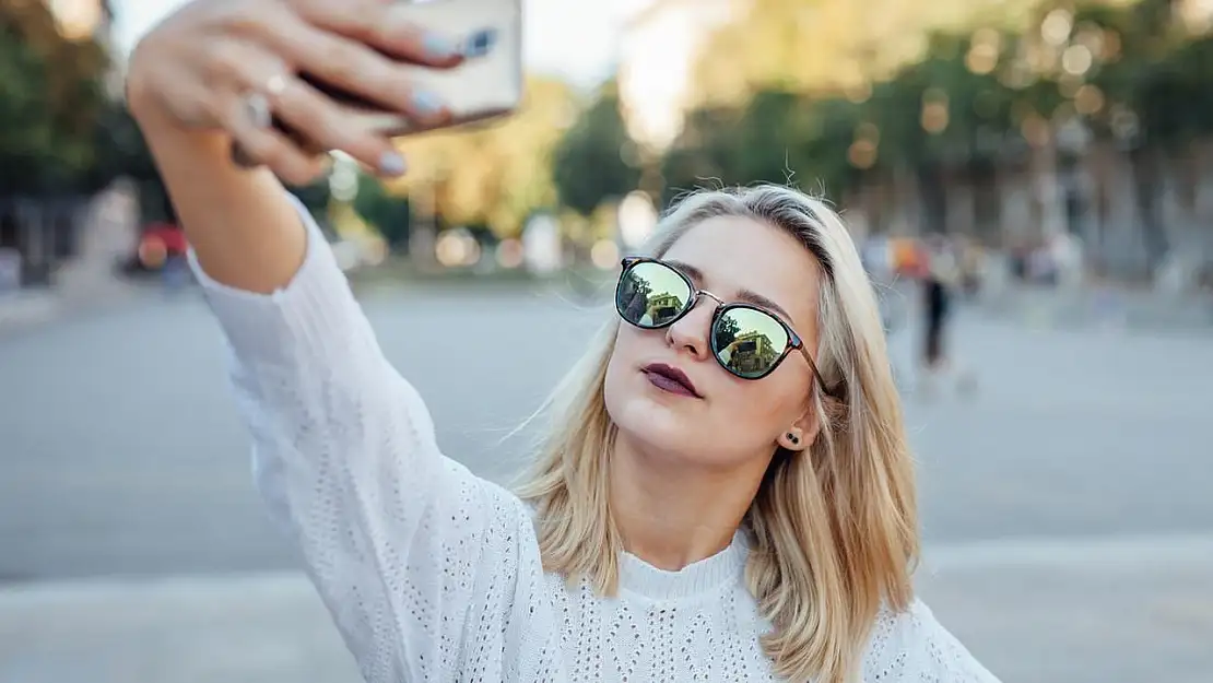 Dünyada İlk Selfie Tanımının Bir Türk Mucit Tarafından Gerçekleştirildiğini Biliyor Muydunuz?