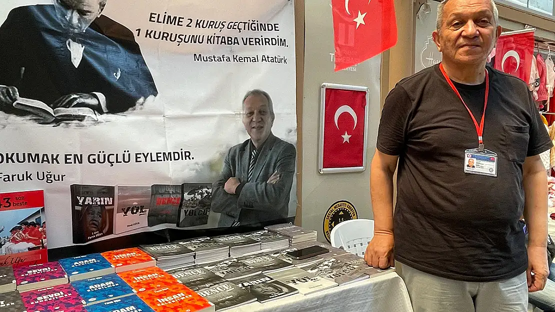 Emekli öğretmen 60 yaşından sonra 10 kitap yazdı