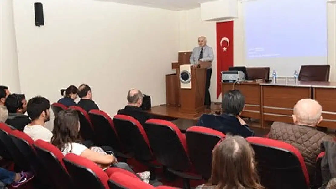 Ersoy konferans ile anıldı – Kocatepe Gazetesi