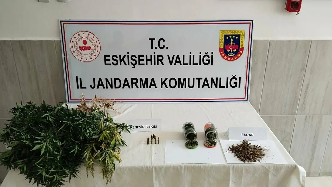 Eskişehir'de Jandarmadan Uyuşturucuya Geçit Yok