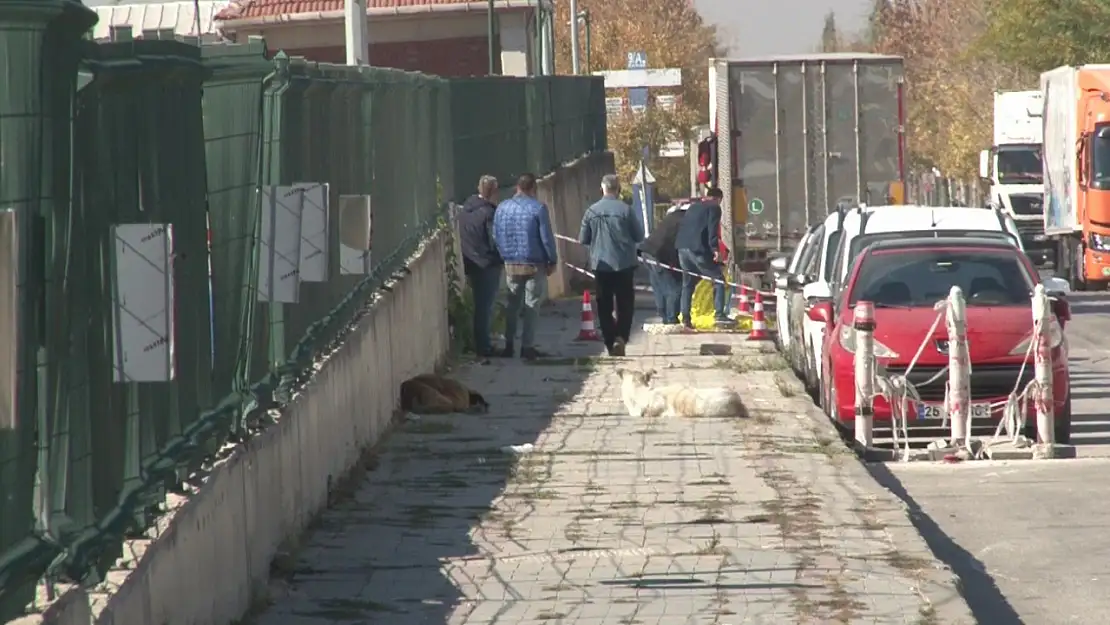 Eskişehir'de Şüpheli Paketten Poşet Çıktı