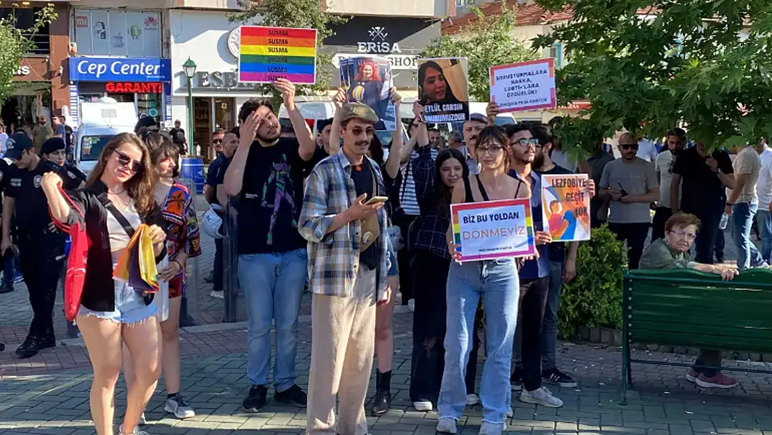 Eskişehir’de LGBT Yürüyüşü