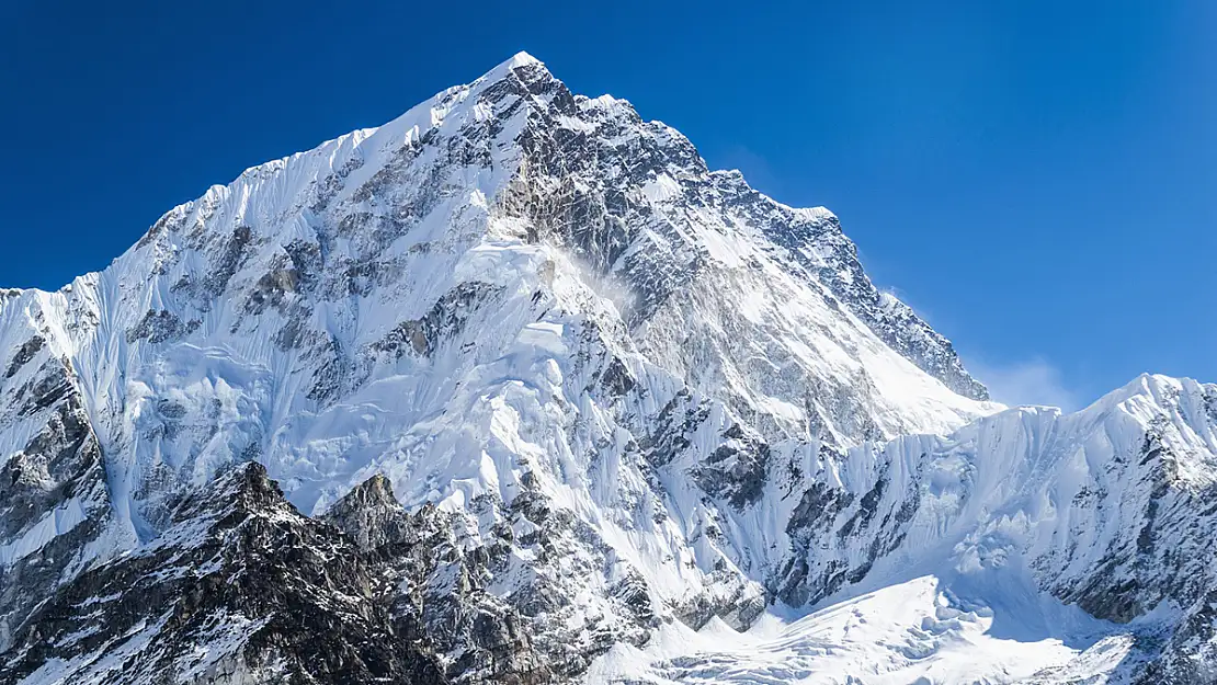 Everest'te Bugüne Kadar Kaç Kişi Öldü?