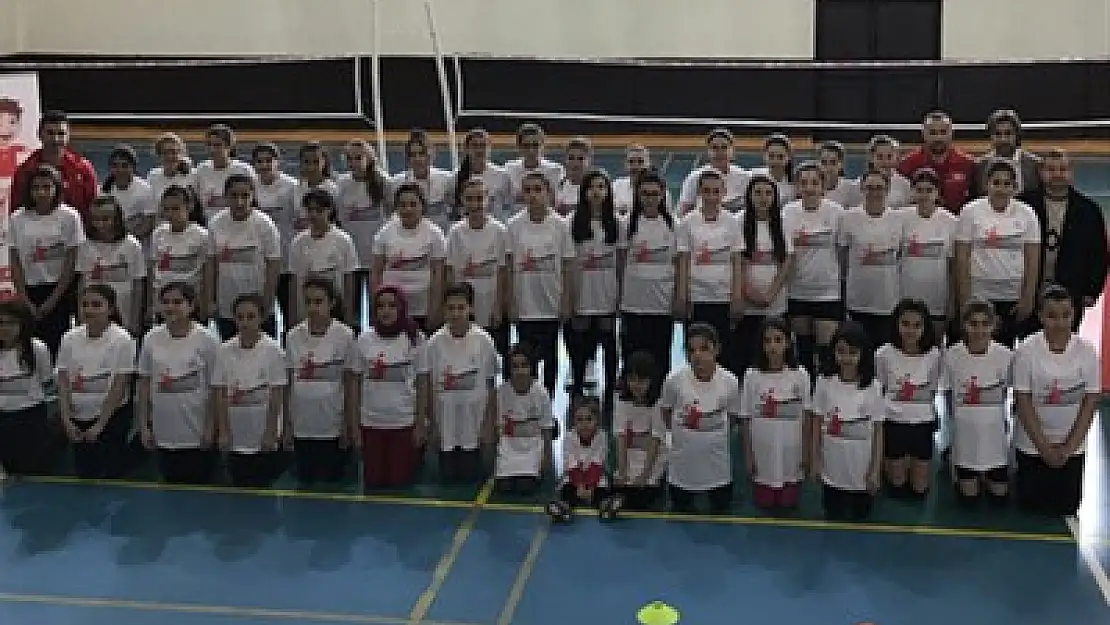 Fabrika Voleybol Afyon'da açıldı – Kocatepe Gazetesi