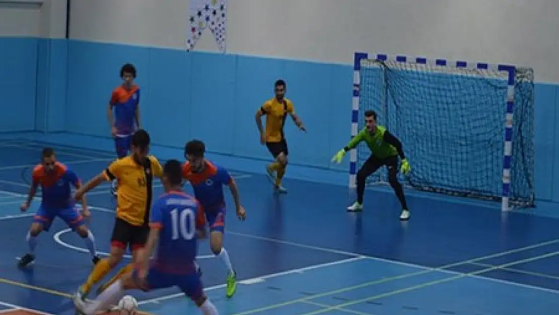 Futsal takımları Afyon'da yarıştı