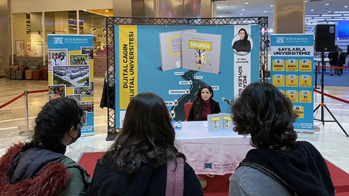 Garakhanova, Afyon’da  imza gününe katıldı