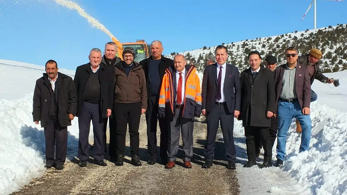 Geçen yıl susuzluk yaşayan köy bu sene kar yağışıyla berekete kavuştu