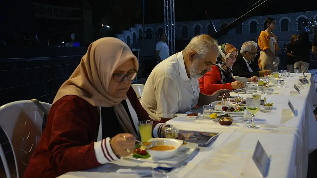 Gediz'de geleneksel tarhana pişirme yarışması için kayıtlar başladı