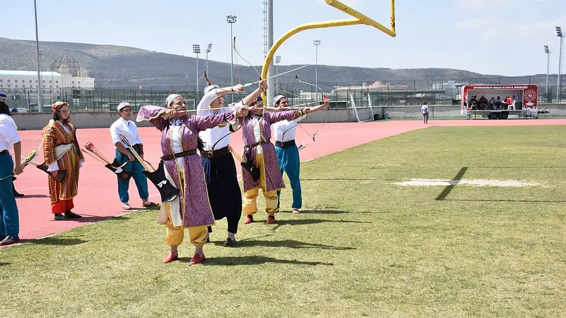 Geleneksel Türk Okçuluğu Müsabakaları tamamlandı