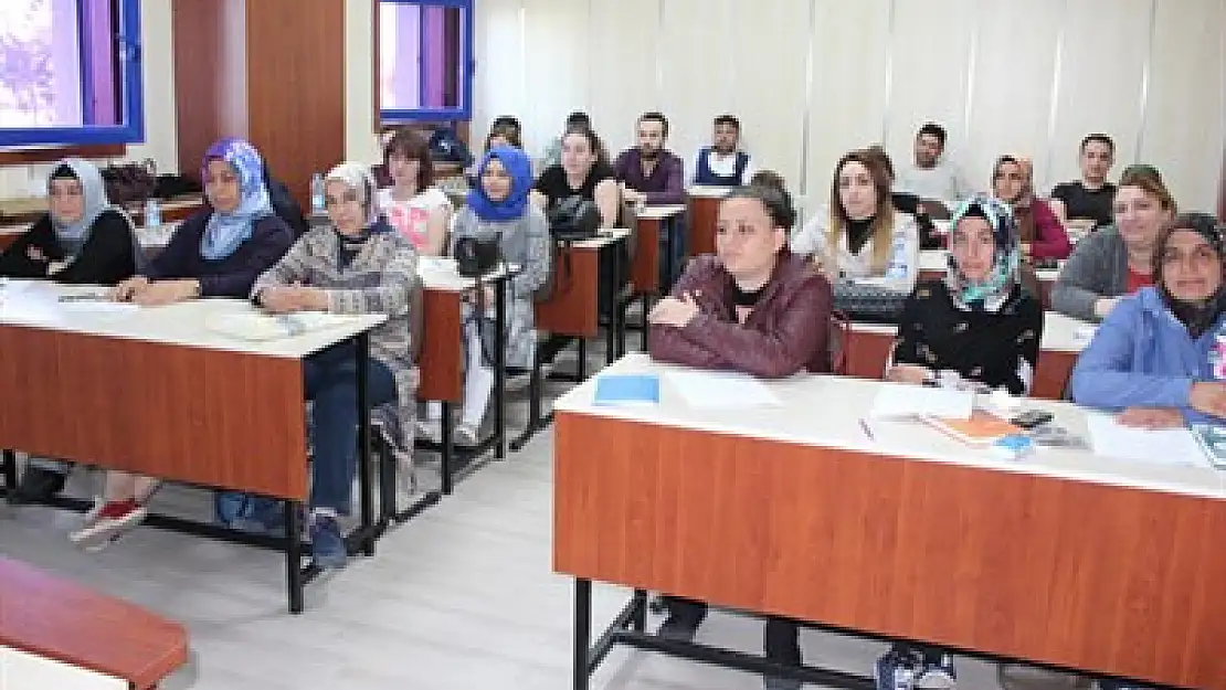 Girişimcilik kursuna kadınların ilgisi fazla oldu