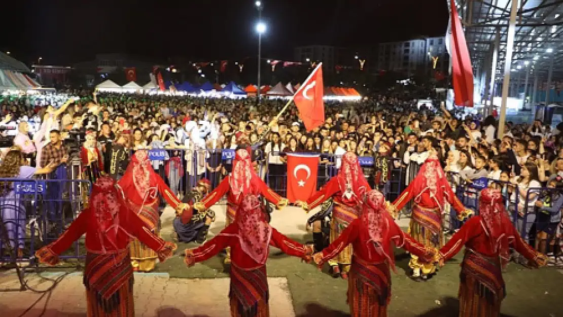 “Gurbetçilerimizin enerjisi bize güç verdi”