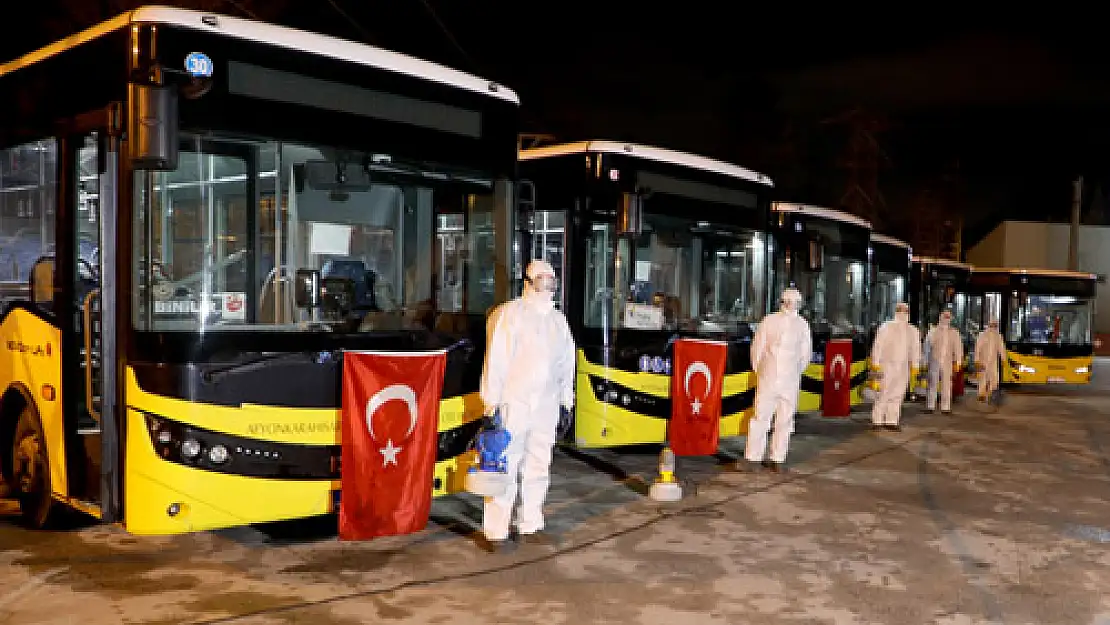 Halk otobüsleri  koronavirüse karşı ilaçlandı