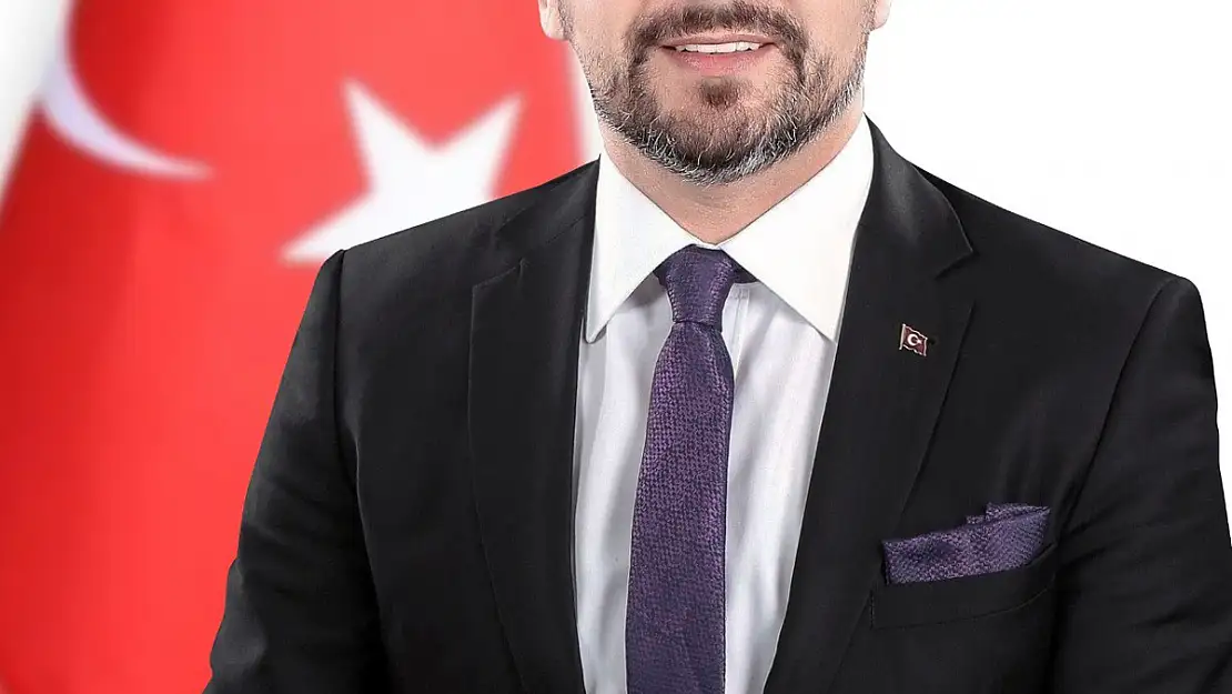 Hamid Yüzügüllü'den 'Alo Okul' Projesi