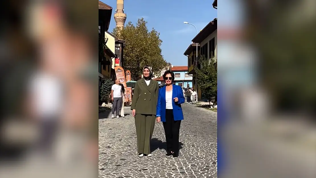 Hülya Koçyiğit'ten Vali Yiğitbaşı Paylaşımı