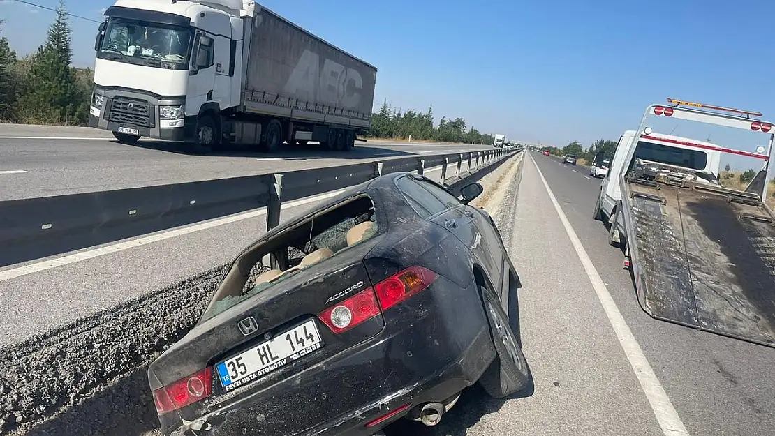 Hurdaya dönen otomobilde kazayı şans eseri yara almadan atlattı