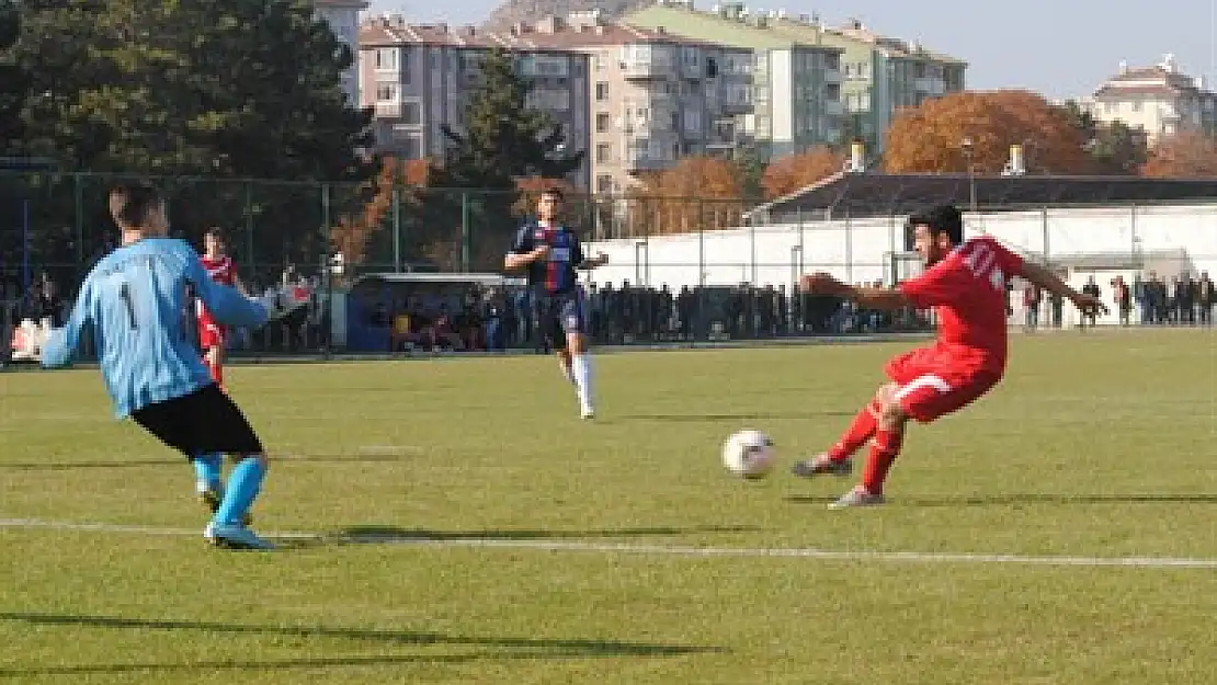 İhsaniye Belediyespor da, Mahmutköyü de kazanmak istiyor