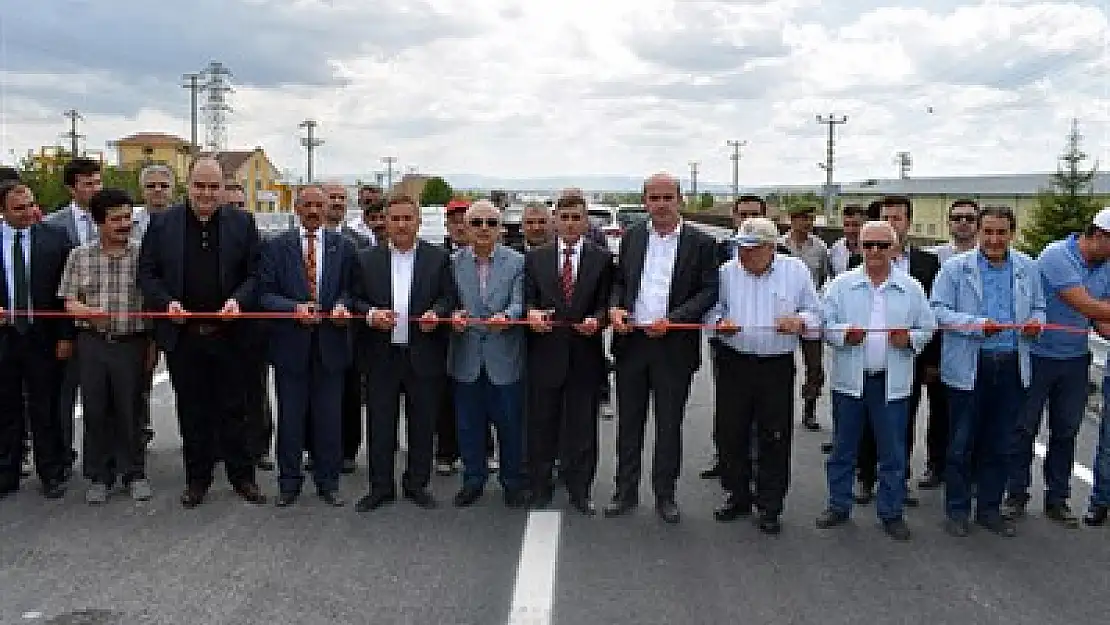 İscehisar’da Dörtyol Kavşağı, Bayram’a yetişti