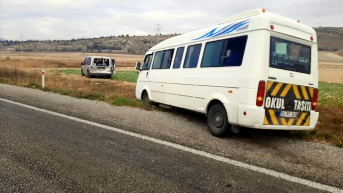 İşçi Taşıyan Minibüs Kaza Yaptı: Çok Sayıda Yaralı Var