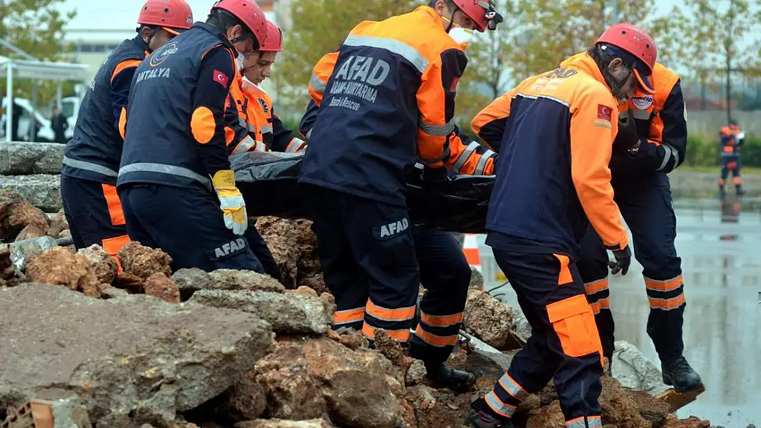 İstanbul'da gerçekleştirilen tatbikata Afyonkarahisar AFAD ekibi de katıldı