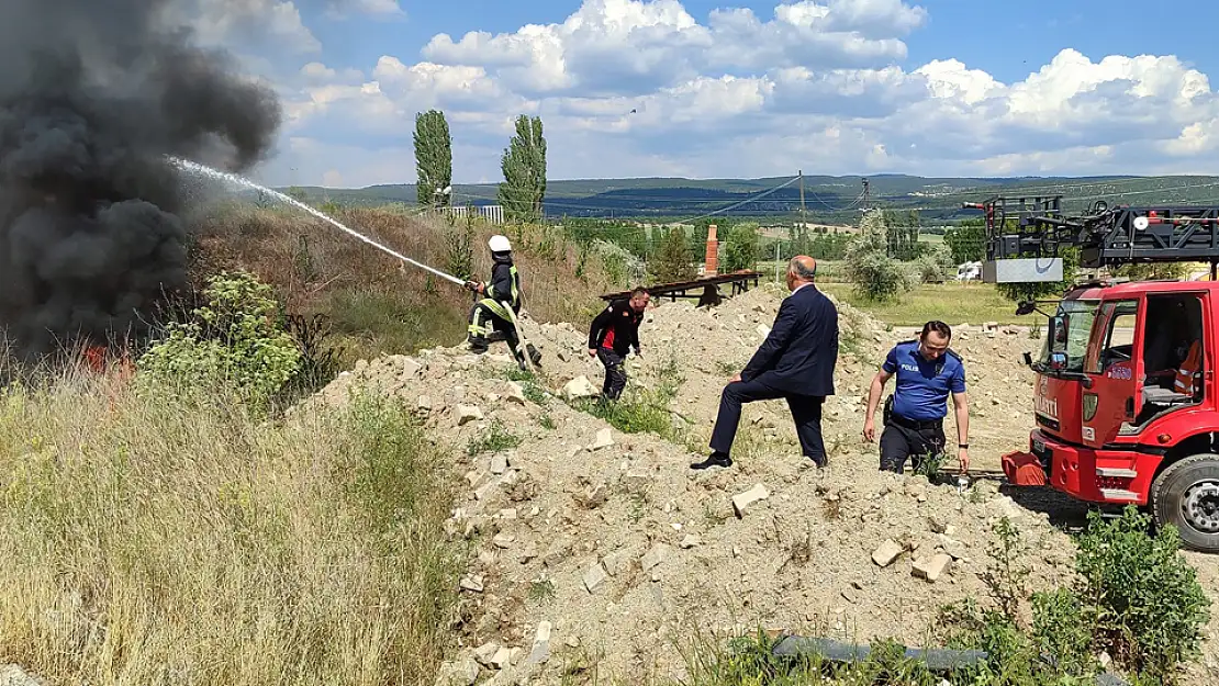 İtfaiye Personeline Yangın Eğitimi