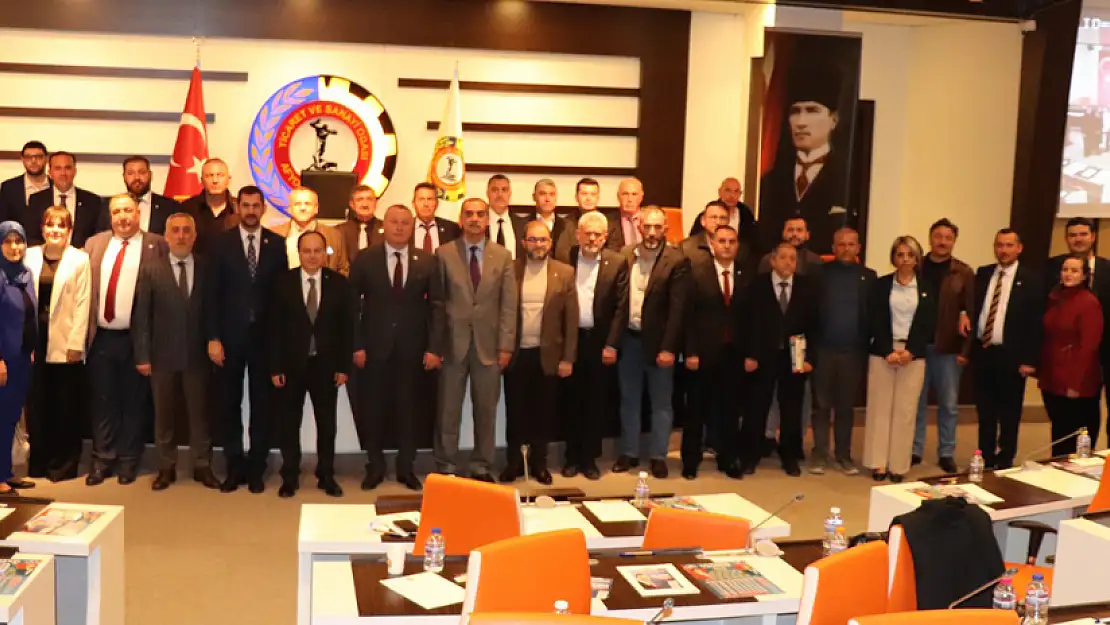 İYİ Parti Adayı Yağcı, ATSO'da Sunum Yaptı