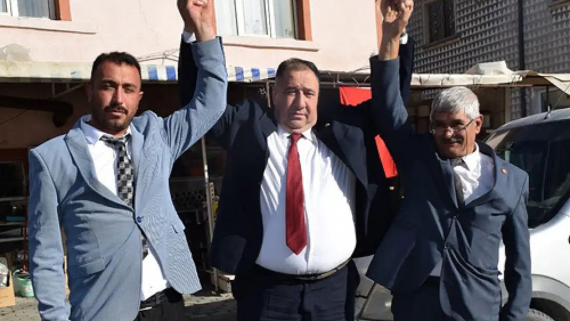 İYİ Parti Bayat'ta kan değişimi