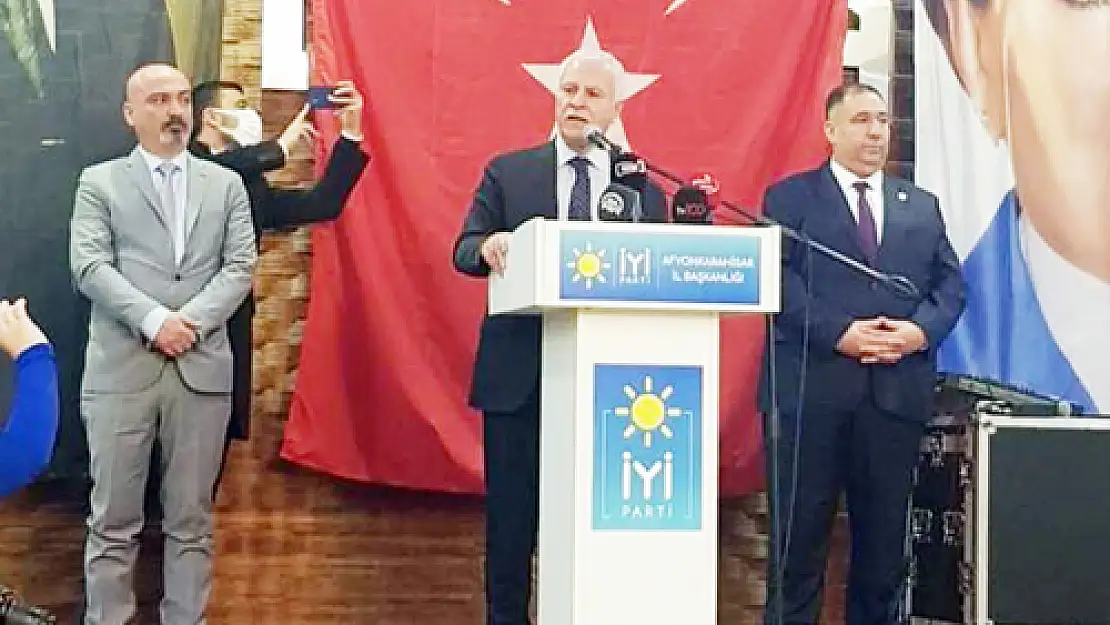 İYİ Parti'de 'Afyon pozu' gündemde