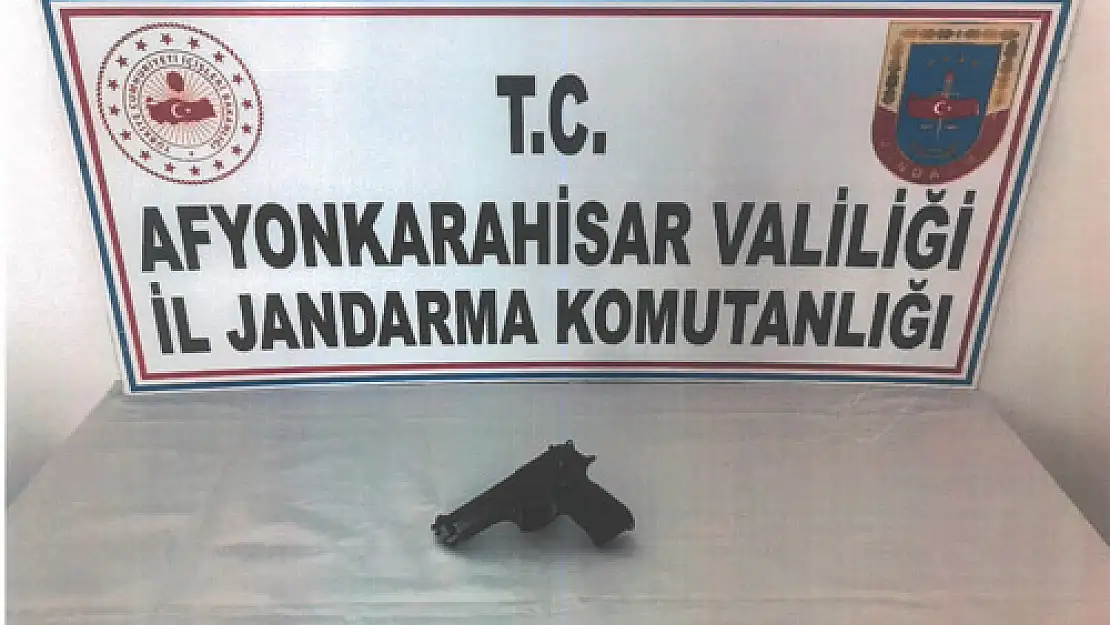 Jandarma düğün magandasını suçüstü yakaladı