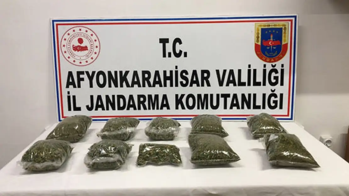 Jandarma uyuşturucuya geçit vermiyor