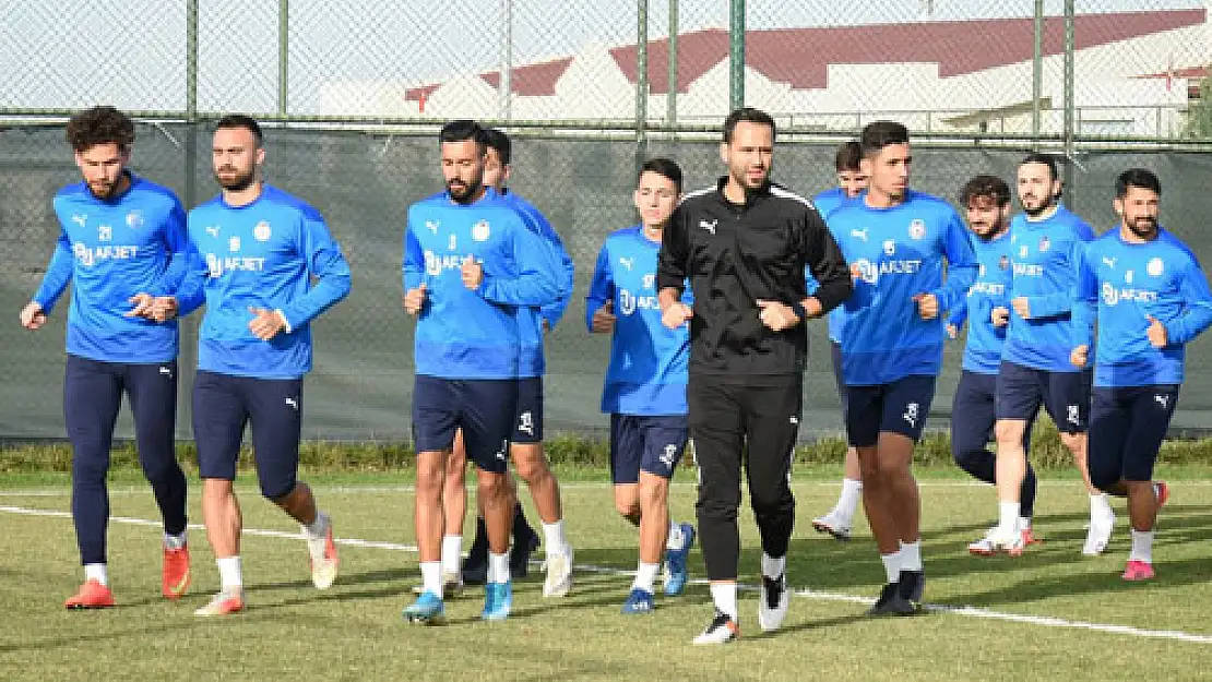 Jetler, galibiyet için kolları sıvadı