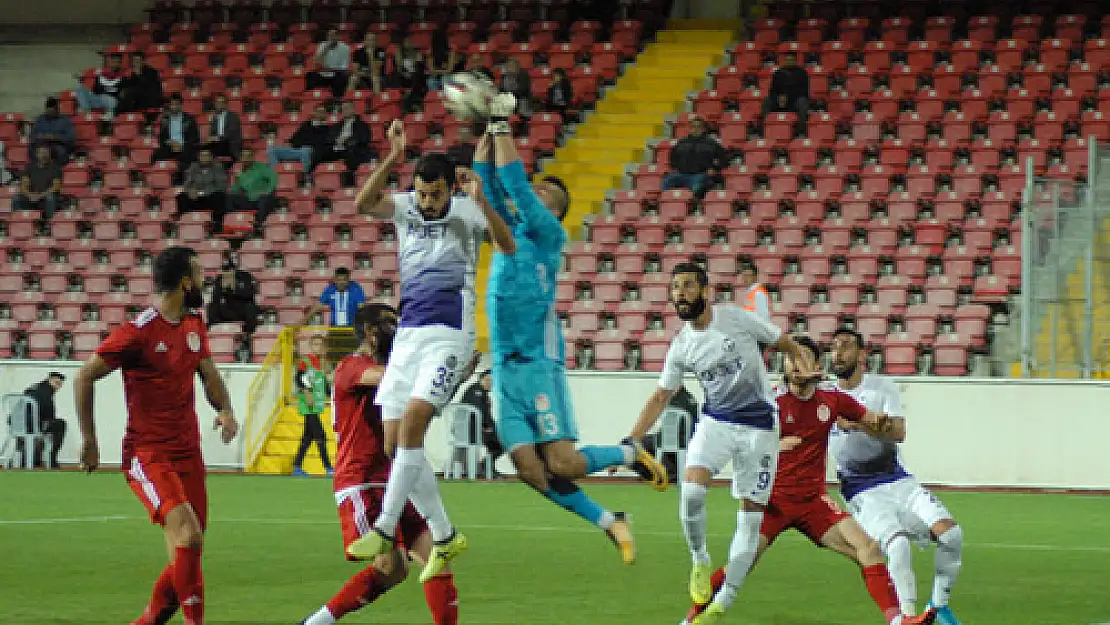 Jetler Pendik'ten 1 puanla döndü: 0-0