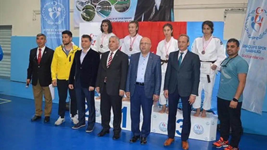 Judo'nun yıldızları da Afyon'da yarıştı