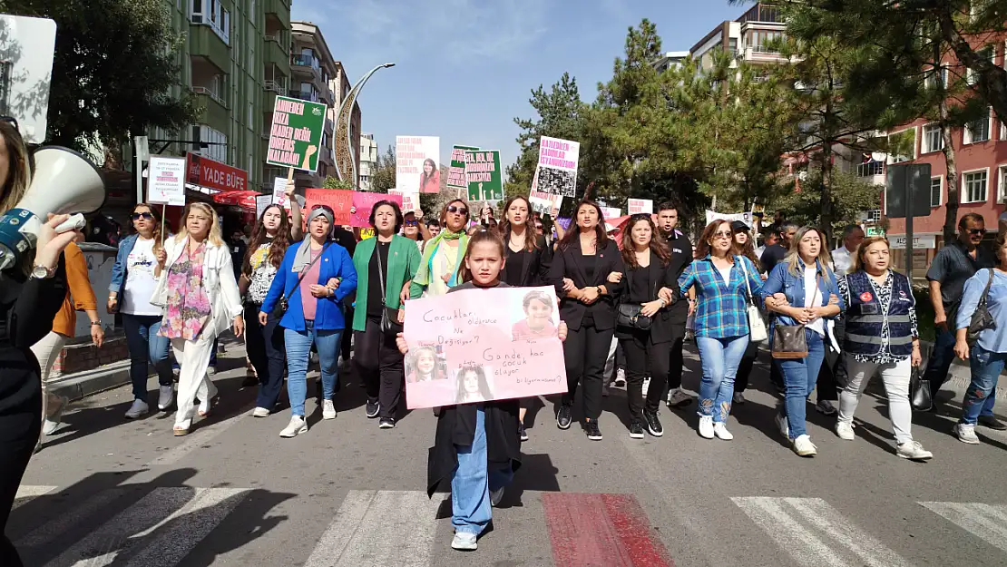 'Kadınlar için yaşam ve güvenlik en doğal haktır!'