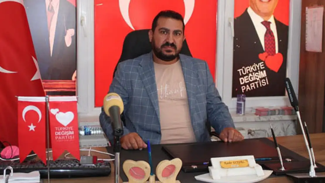 'Kadınların mücadelelerinde yanlarındayız'