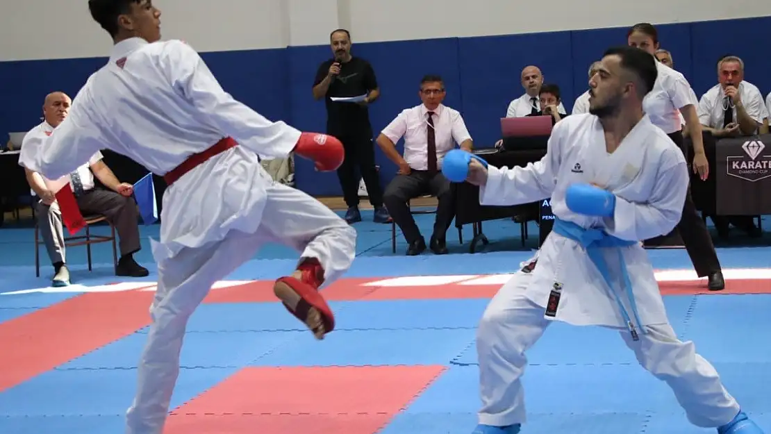 Karate Turnuvası ödül töreni ile sona erdi