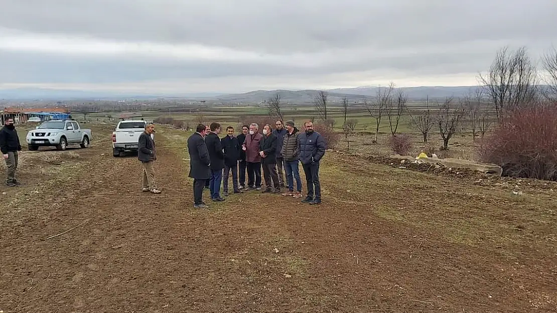 Kaymakam Düzgün köyde yürütülen çalışmaları yerinde inceledi