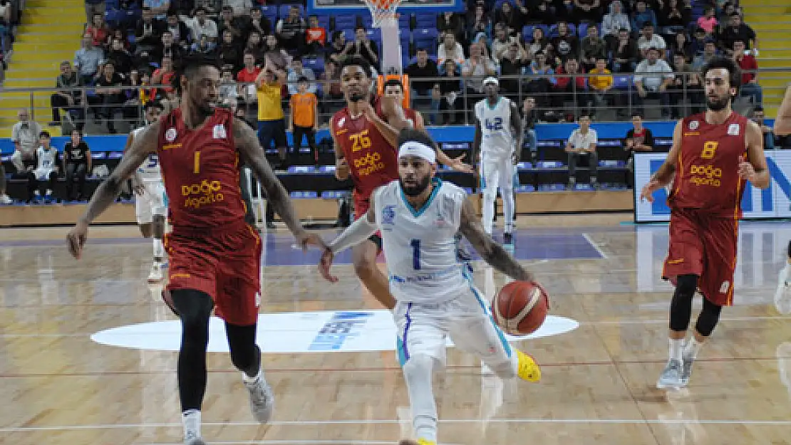 Keçiler Cimbom'u elinden kaçırdı: 67-68