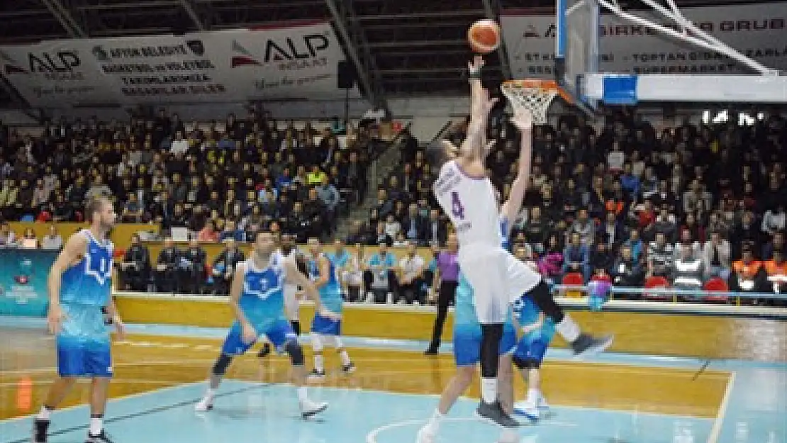 Keçiler ipin ucunu kaçırdı: 89-71