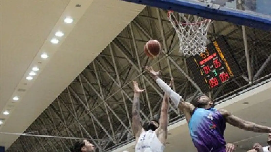 Keçiler yine üçüncü sıraya geriledi: 82-74