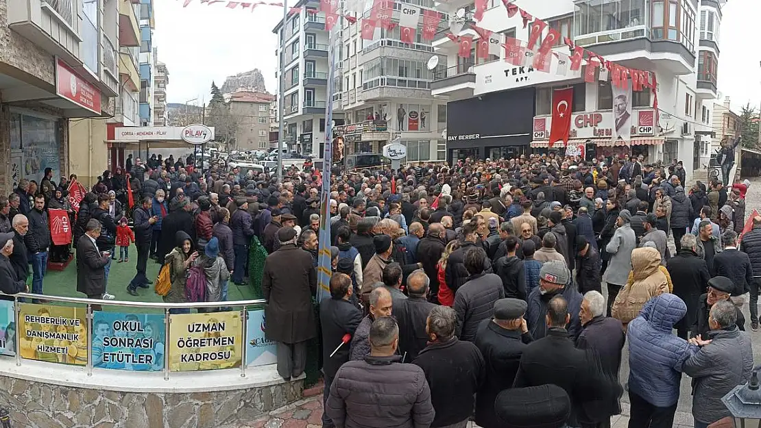 “Kılıçdaroğlu'nu Çankaya Köşkü'ne çıkarmak için adayım”