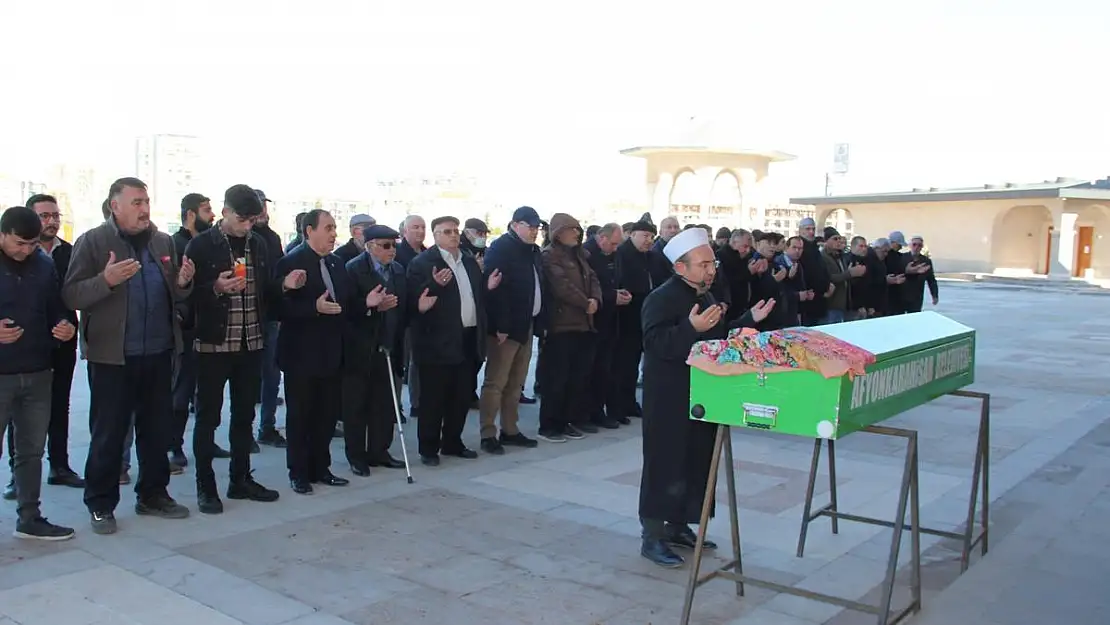 Kocasının üçüncü kurbanı olan kadın Afyon’da toprağa verildi