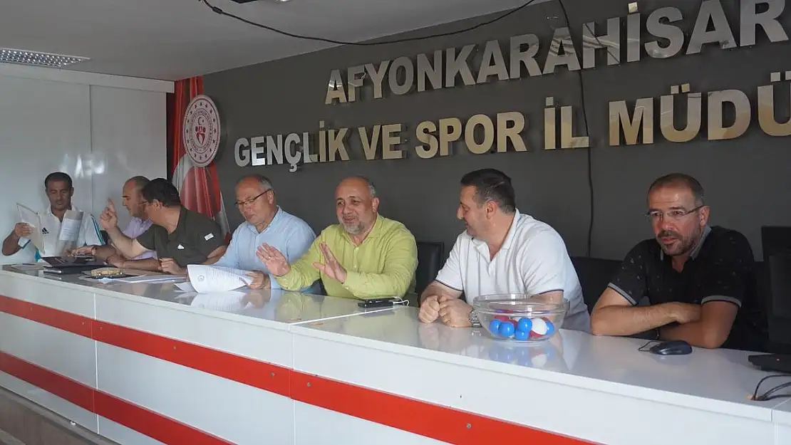 Kriket’tin Büyük Kadınları Afyon’da Yarışacak