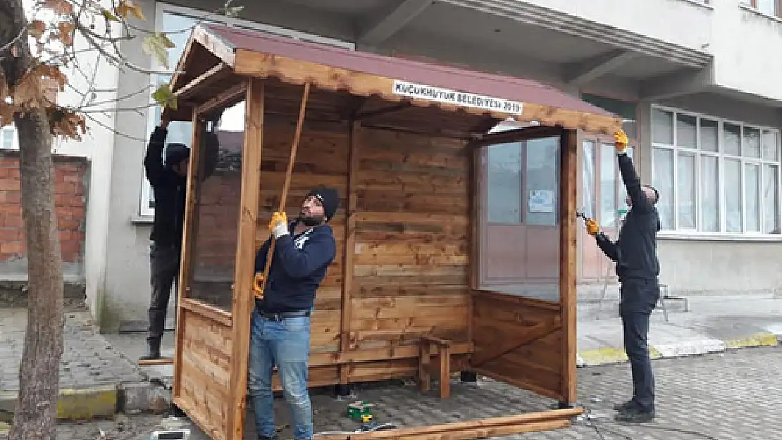 Küçükhüyük Beldesi otobüs duraklarına kavuştu